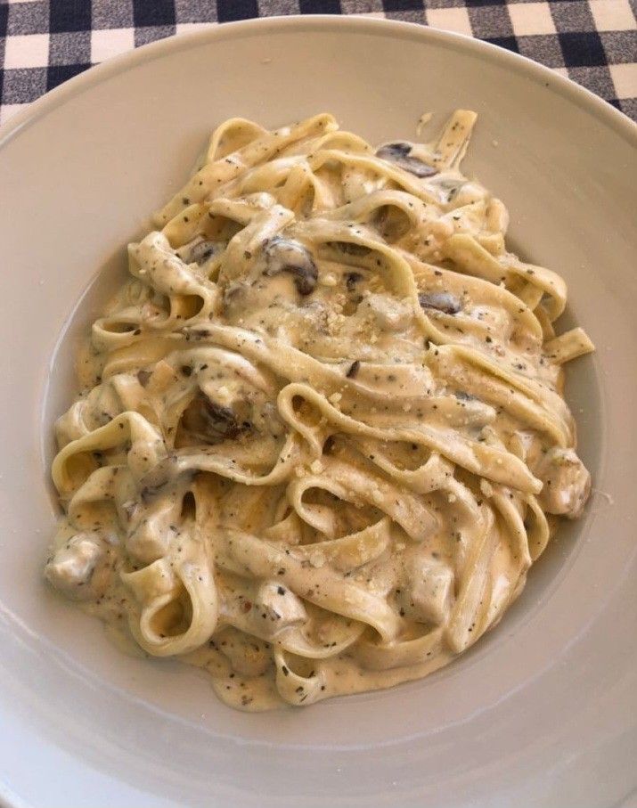 Four Formaggi (4 Cheese) Pasta