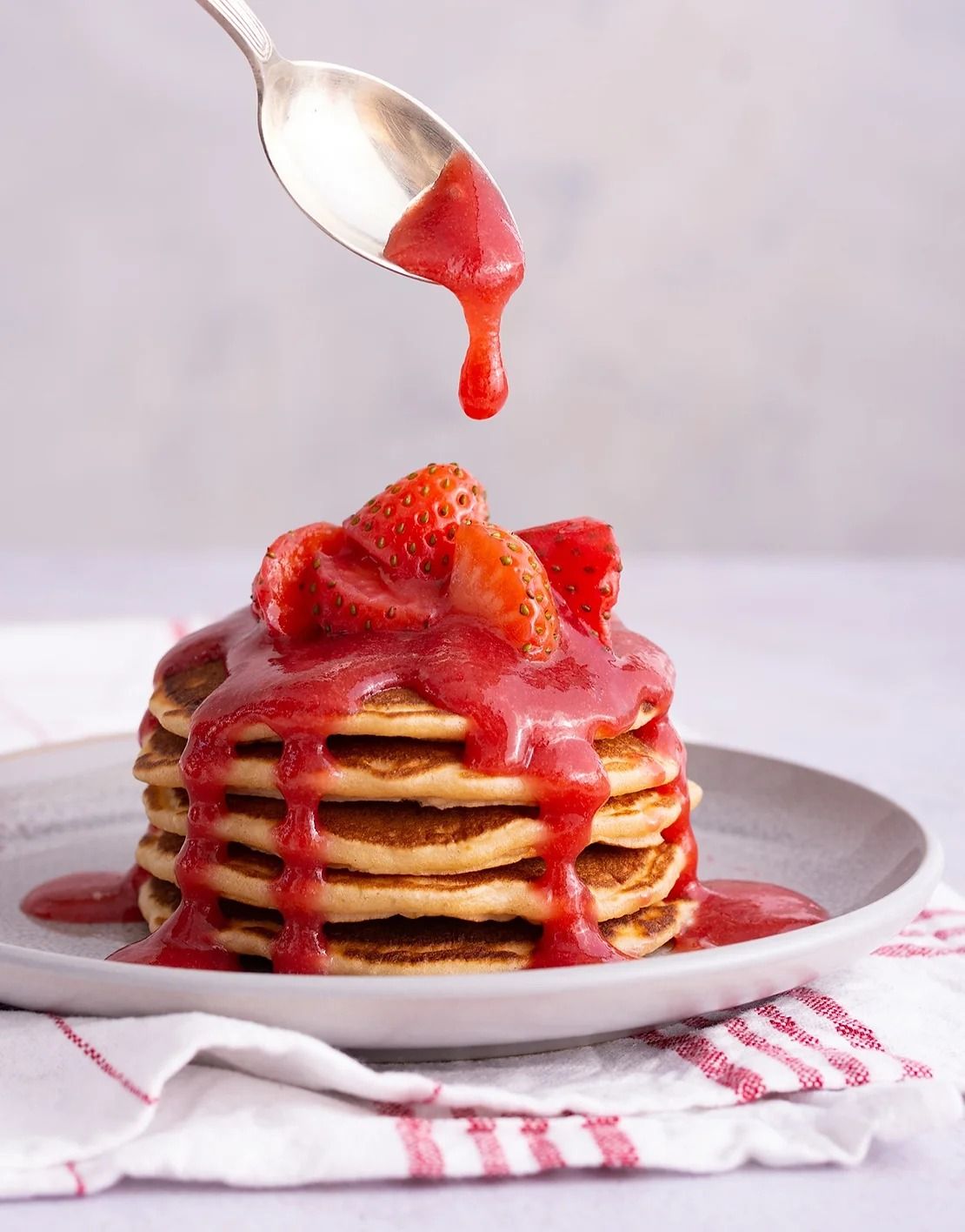 Vegan Strawberry American Pancakes